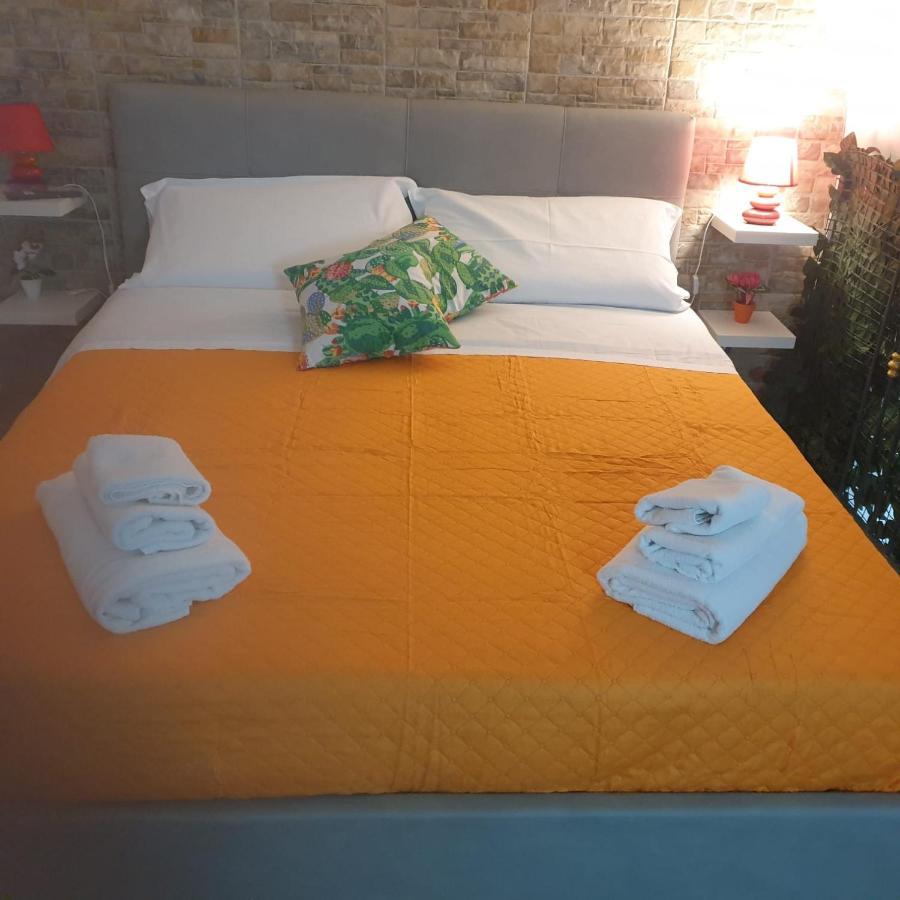 Robert Holiday Apartment Катания Экстерьер фото