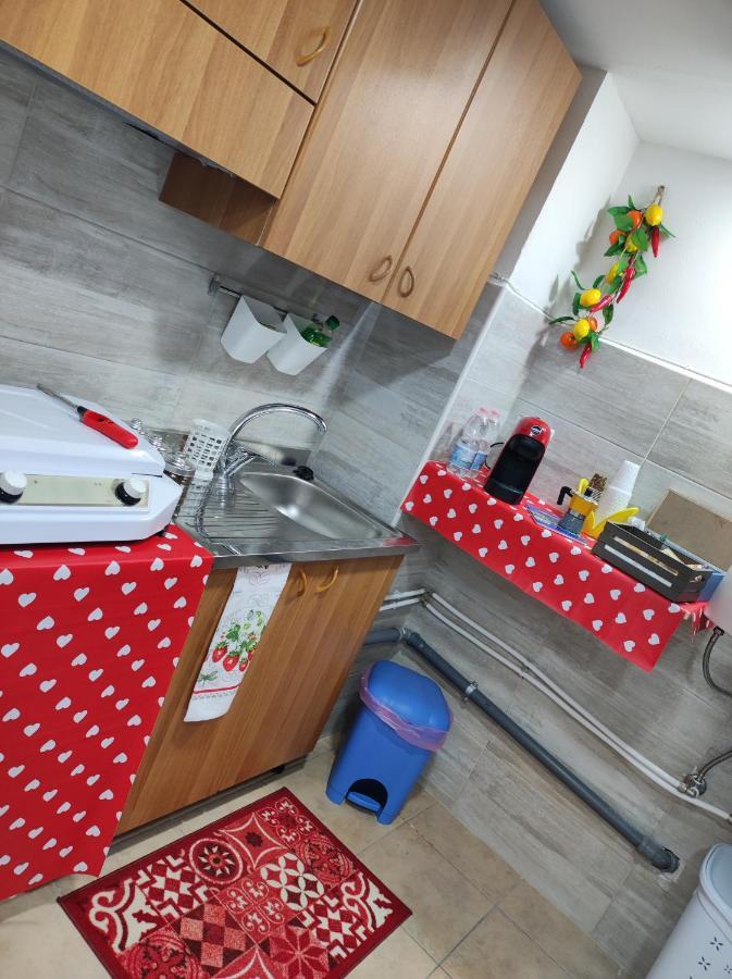 Robert Holiday Apartment Катания Экстерьер фото