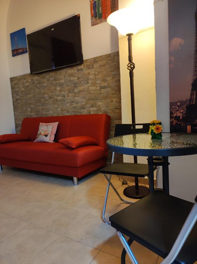 Robert Holiday Apartment Катания Экстерьер фото